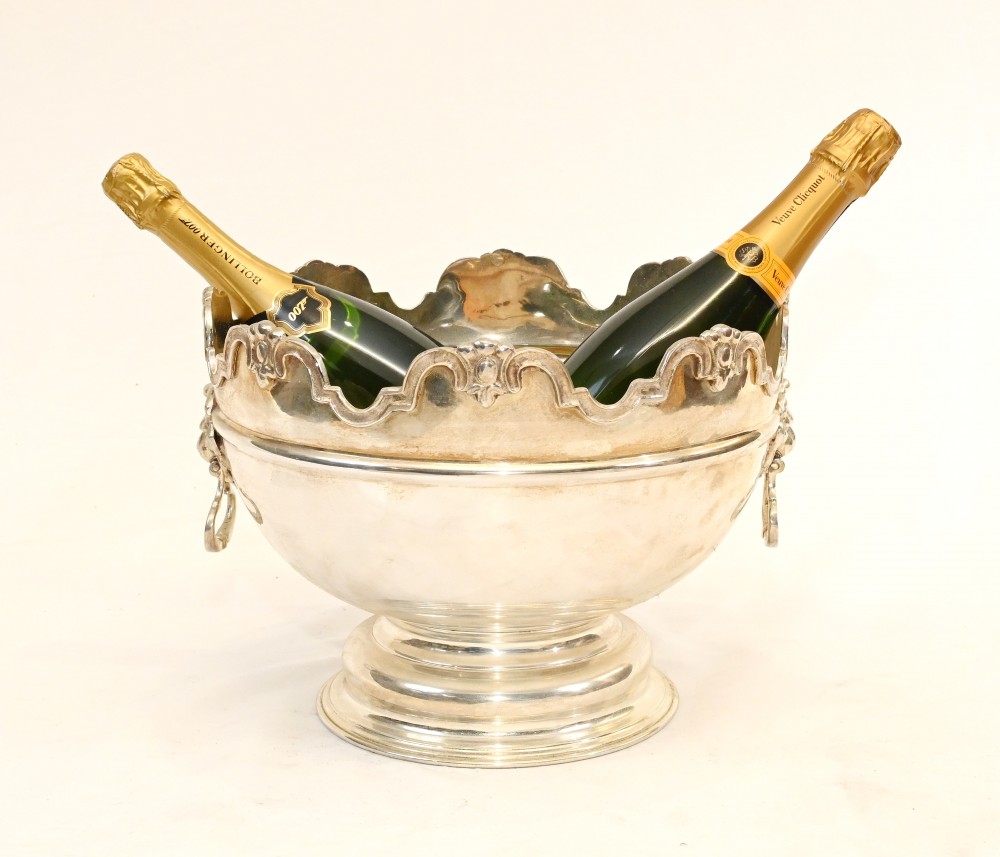 Monteith Punch Bowl, versilberter Champagner- und Weinkühler 
